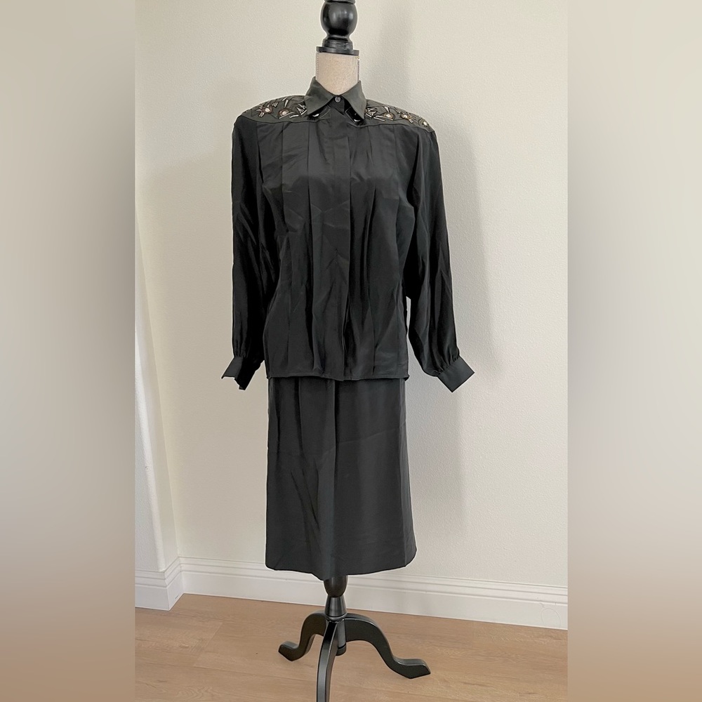 Le Jolly 100% Silk Leather and Snake Skin Skirt blouse set